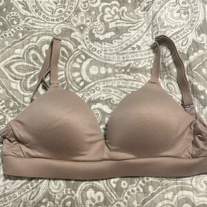 Kindred Bravely hands free pumping bra